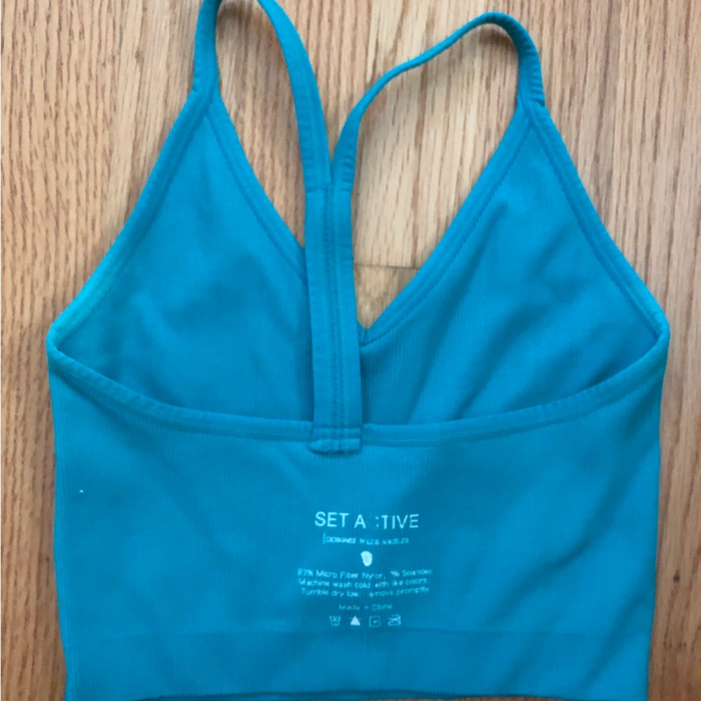 Great Condition Set Active Sculptflex Ribbed V To… - image 2